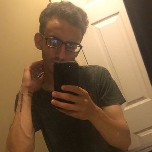 Meet your Posher, Nicolas